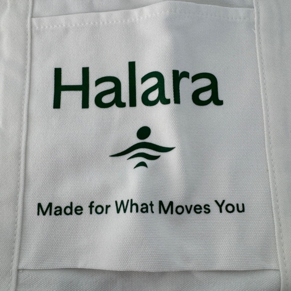 Halara White Canvas Tote Bag - Picture 2 of 5